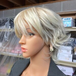 NWT blonde shaggy 9” pixie wig natural woman’s wig men’s wig bangs short spiky